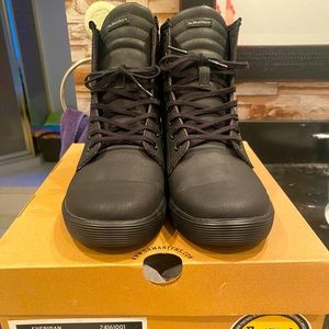 Dr. Martens Sheridan womens 9